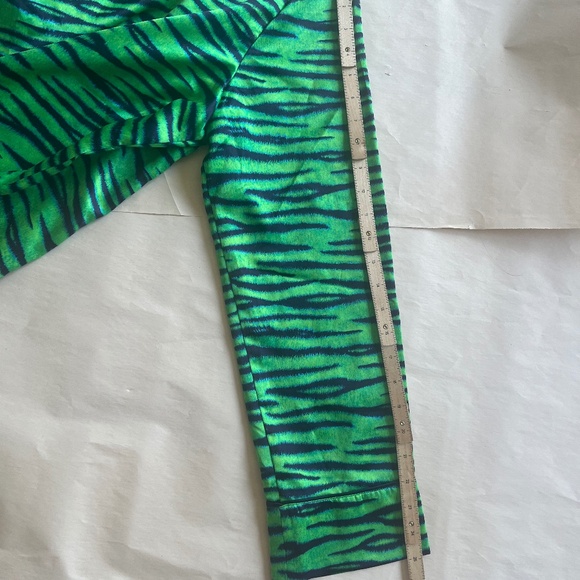 Savage x Fenty Rhianna Animal Print Green Zebra Silky Pajama Blazer Top 2X - Picture 9 of 14